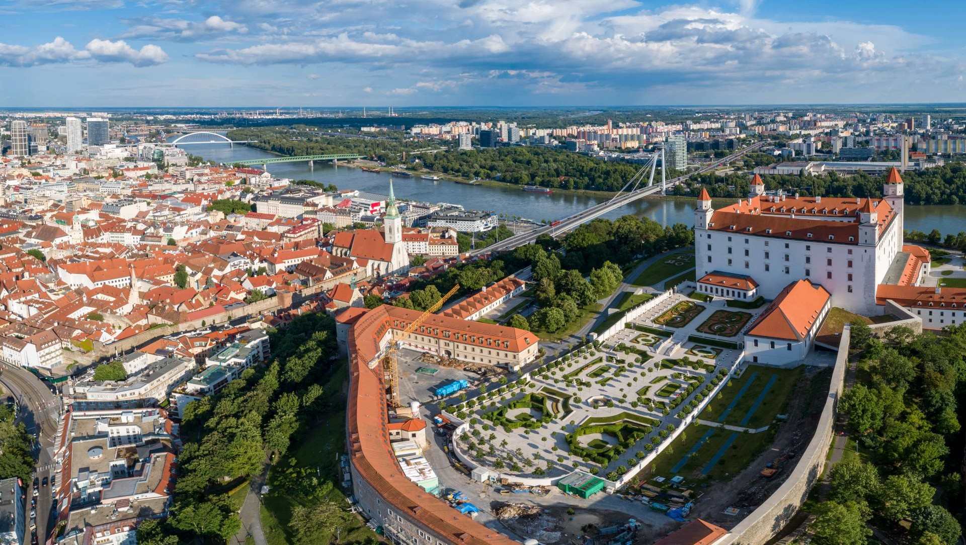 Bratislava Guided Sightseeing Tours