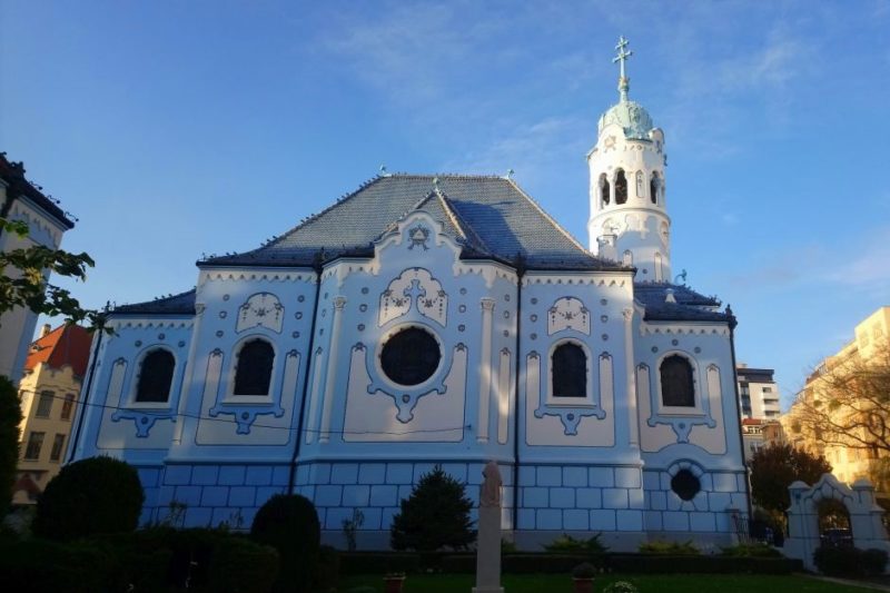 20_Blue Church