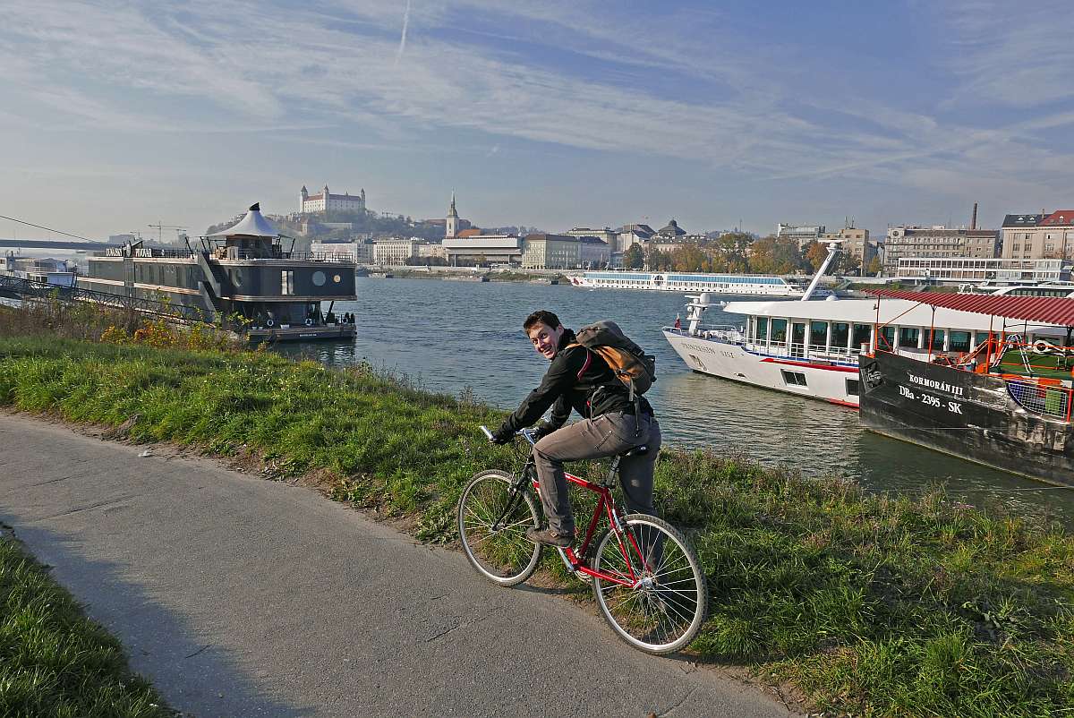 bike tour Bratislava guide